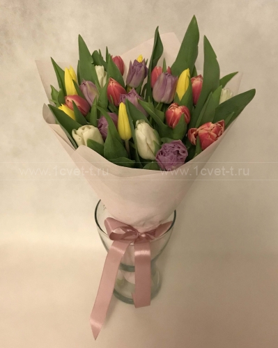 Букет из разноцветных тюльпанов №815